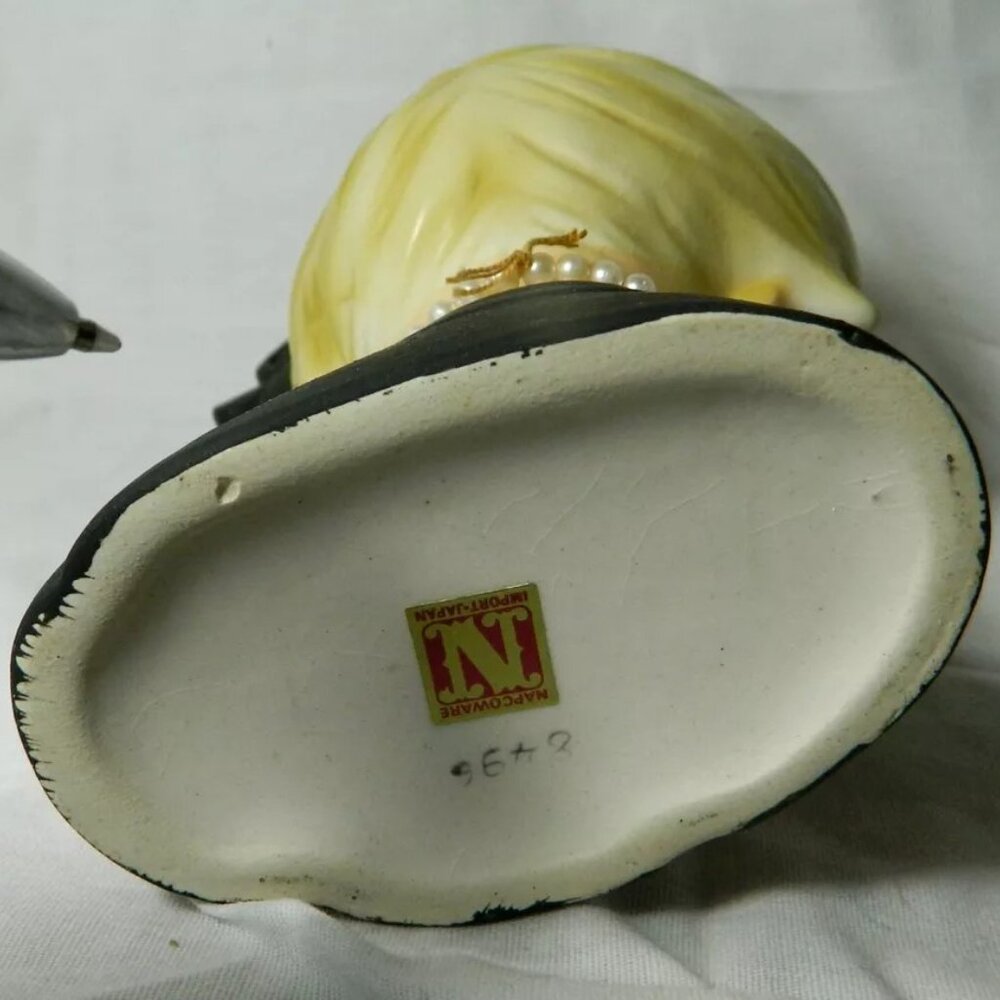Napcoware 8496 Headvase Head Vase Blonde Wearing Black with Pearls! - Picture 10 of 10